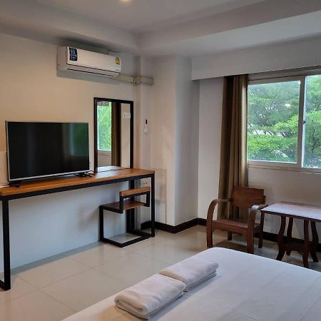 Hotel The Square Rayong Extérieur photo