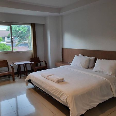 Hotel The Square Rayong Extérieur photo